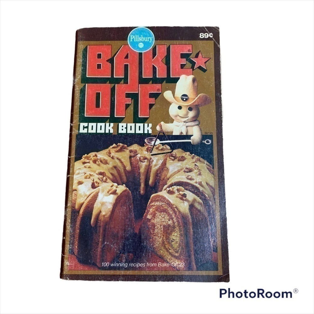 Vintage Pillsbury Bake Off Cook Book Dough Boy